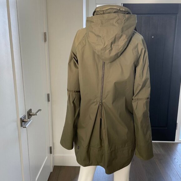 Lululemon Fo Drizzle Fatigue Green Jacket Sz 8 - Picture 5 of 13